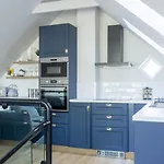 Guestready - Modernised In Monkstown *