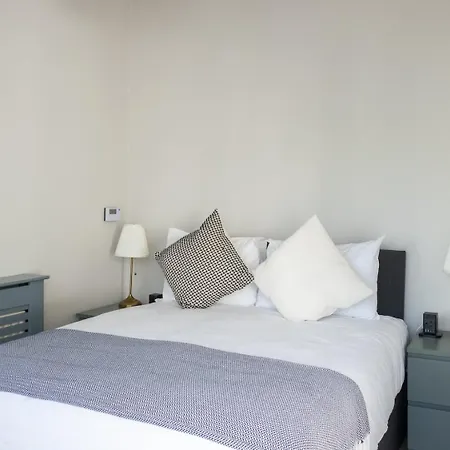 招待所 Guestready - Modernised In Monkstown *