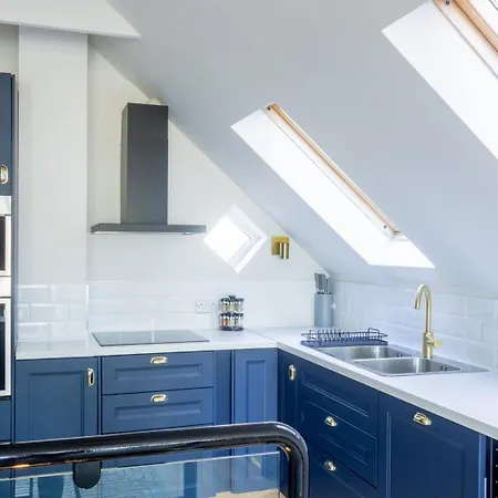 Guestready - Modernised In Monkstown בית נופש *