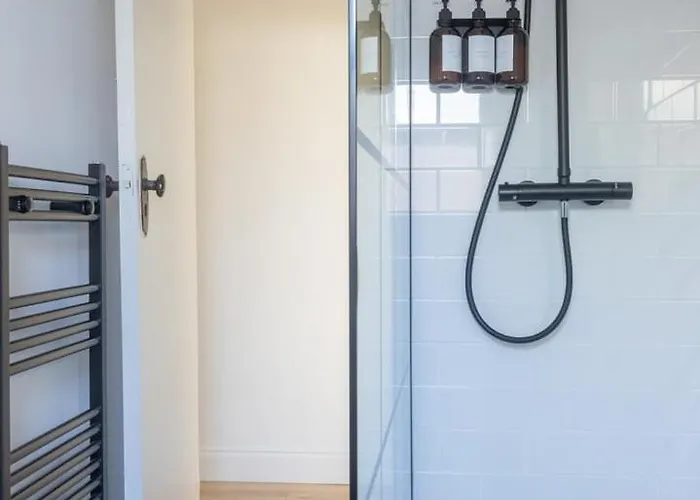 Guestready - Modernised In Monkstown