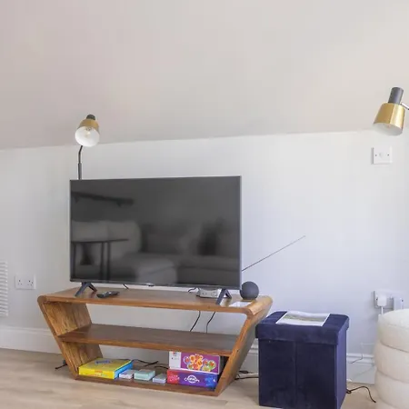 Guestready - Modernised In Monkstown Dublín