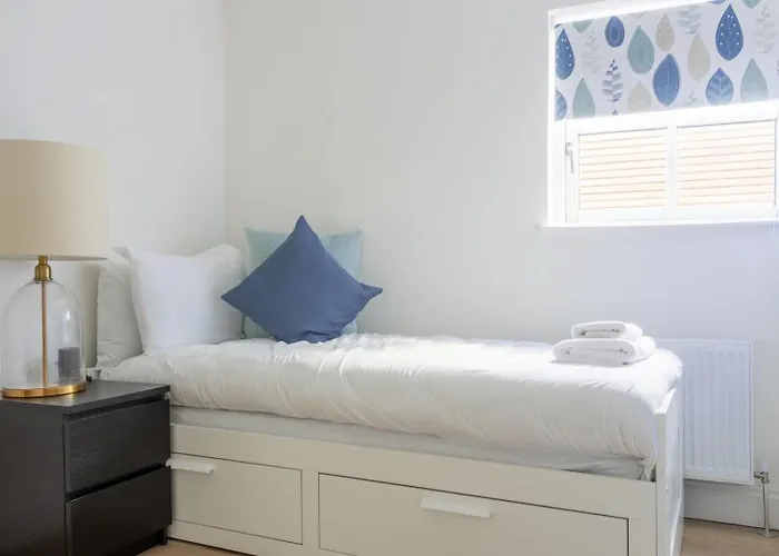 Guestready - Modernised In Monkstown * 더블린